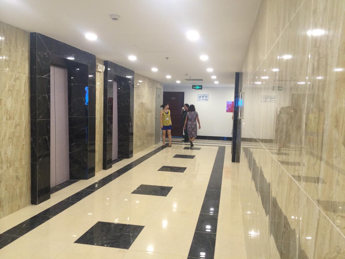Sảnh chờ thang máy dự án